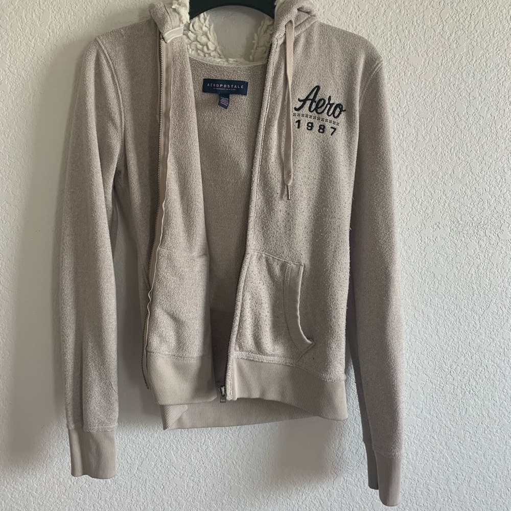 Aeropostale girls zip up cream size extra small